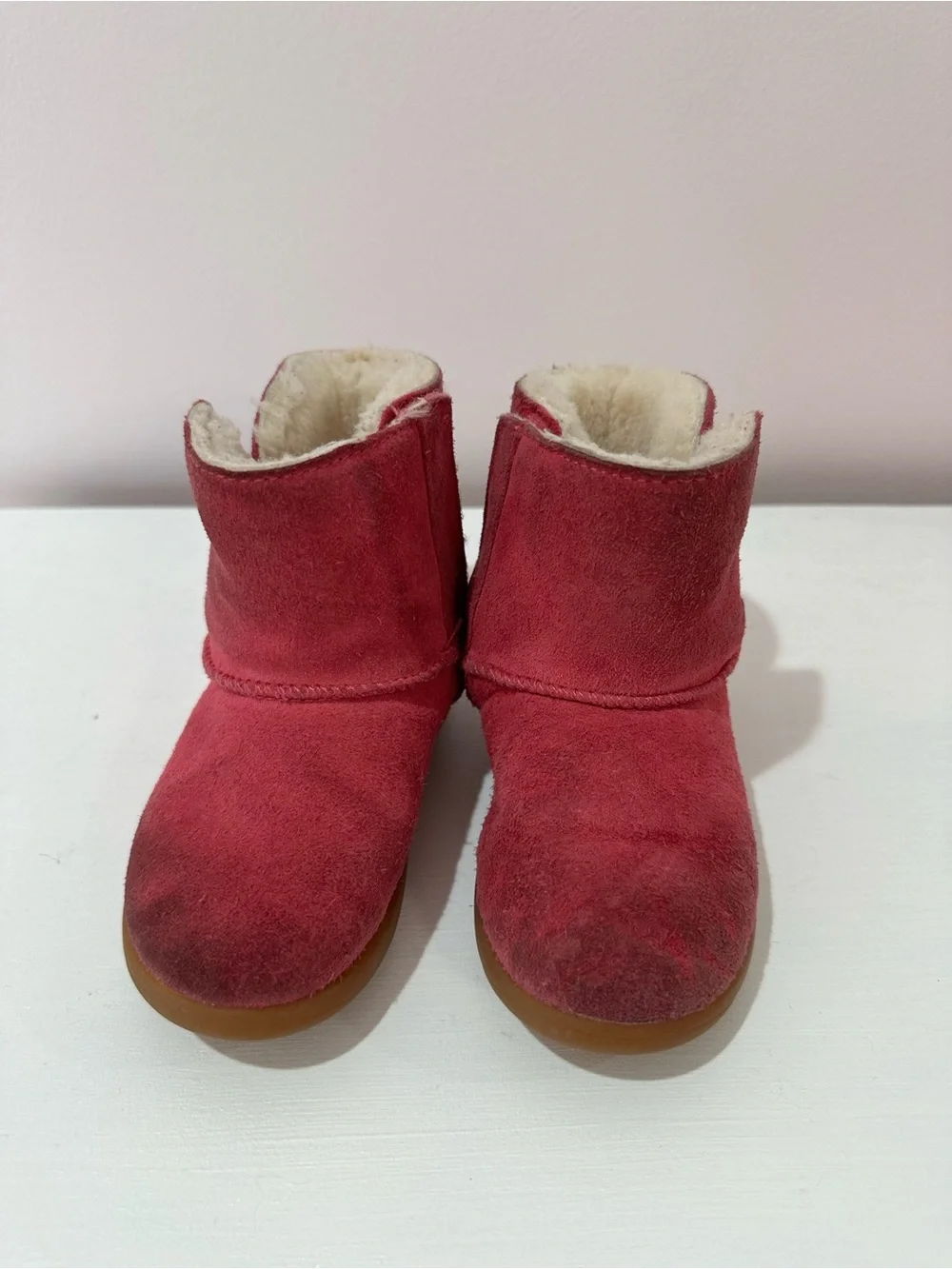 Baby girl Ugg Keelan Boot size 7 pink PLAY CONDITION